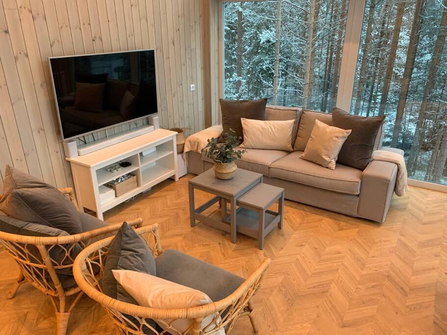 Tretoppen - Ny Moderne Hytte, Unike Finnskogen Турсбю Экстерьер фото